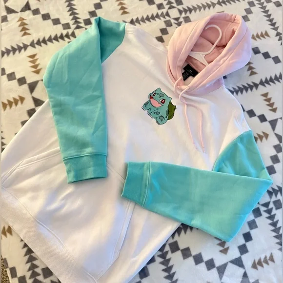 H&M Shirts Pokemon X Hm Collab Bulbasaur Hoodie Long Sleeve - Main Image